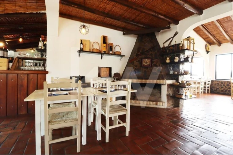 Prédio para Venda em Querença, Tôr e Benafim Foto 20