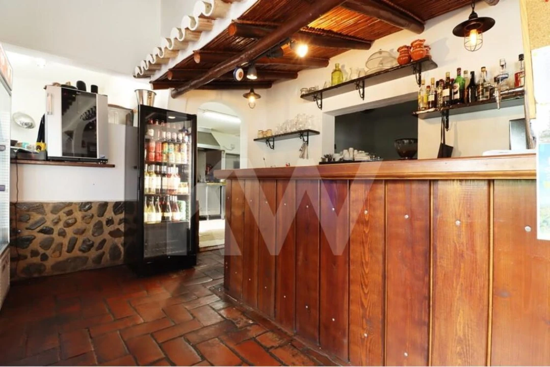 Prédio para Venda em Querença, Tôr e Benafim Foto 21