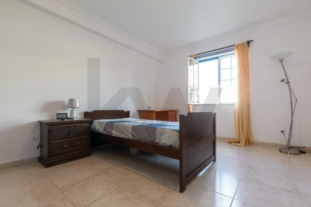 Moradia T6 para Venda em Porto Judeu Foto 27