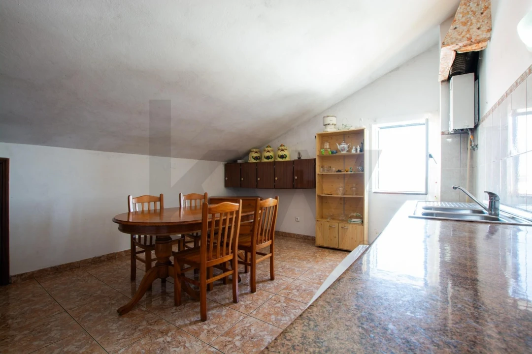 Moradia T6 para Venda em Porto Judeu Foto 12