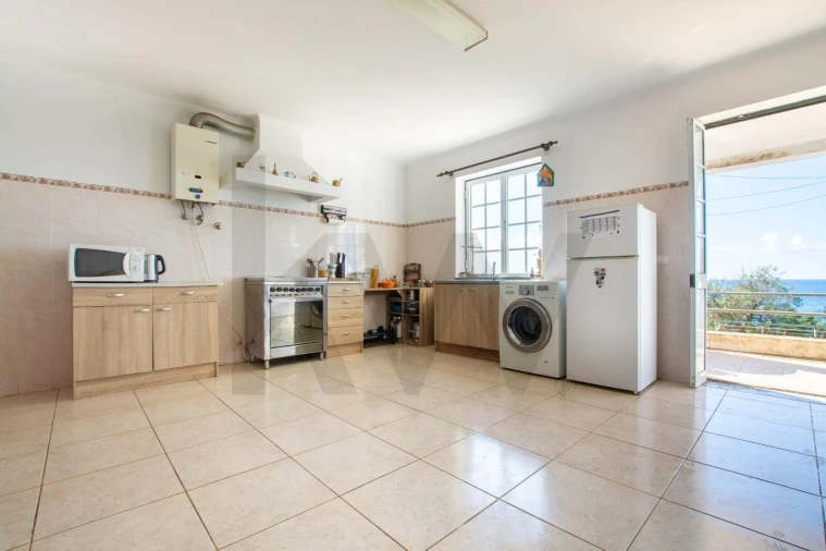 Moradia T6 para Venda em Porto Judeu Foto 31