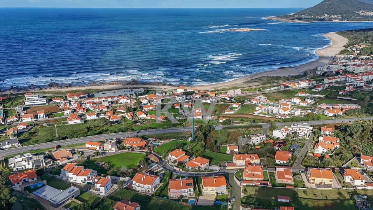 Moradia T4 para Venda em Moledo e Cristelo Foto 74