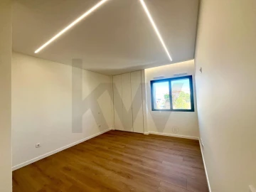 Moradia T4 para Venda em Mafra