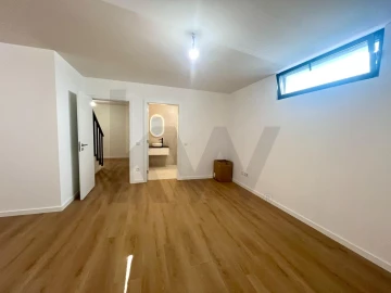 Moradia T4 para Venda em Mafra