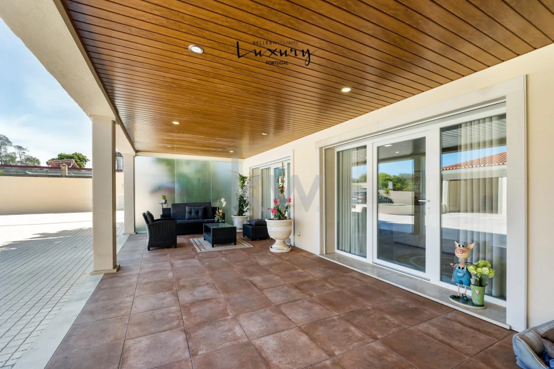 Moradia T5 para Venda em Febres Foto 28