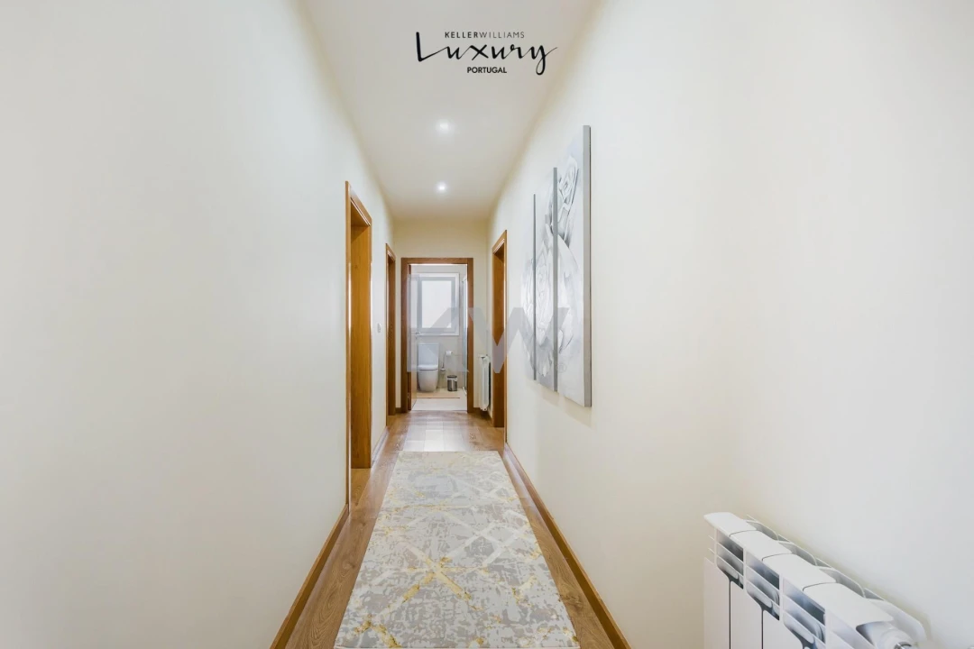 Moradia T5 para Venda em Febres Foto 17