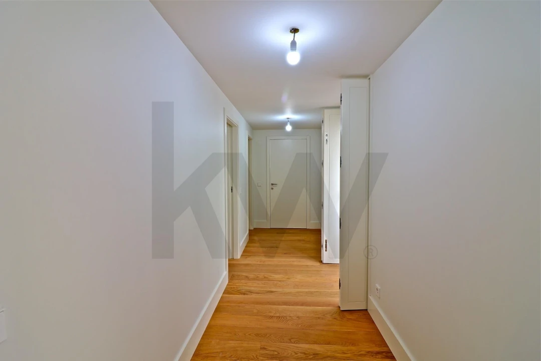 Apartamento T2 para Venda em Santo António Foto 9