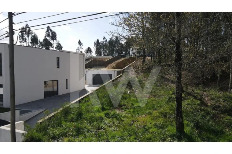 Terreno para Venda em Lobão, Gião, Louredo e Guisande Foto 30