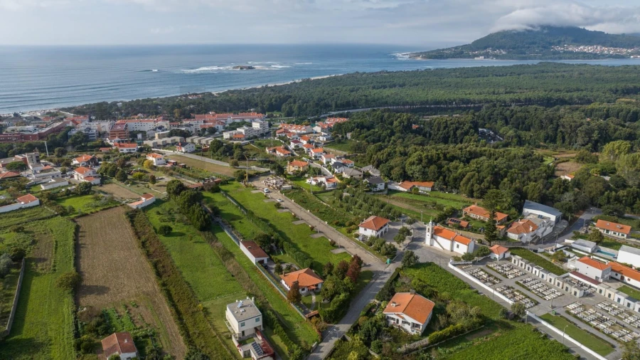 Terreno para Venda em Moledo e Cristelo Foto 3