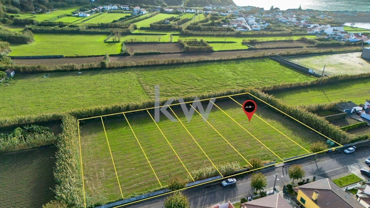 Terreno para Venda em Mosteiros Foto 9