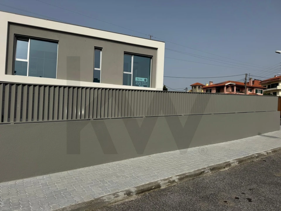 Moradia T4 para Venda em Porto Salvo Foto 49