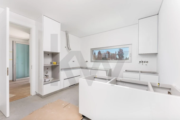 Moradia T4 para Venda em Porto Salvo Foto 10