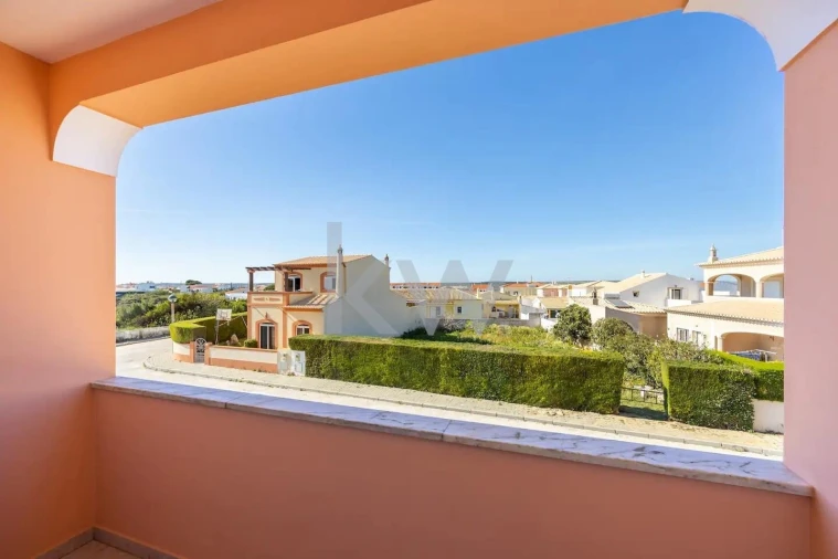 Moradia T3 para Venda em Vila de Sagres Foto 3