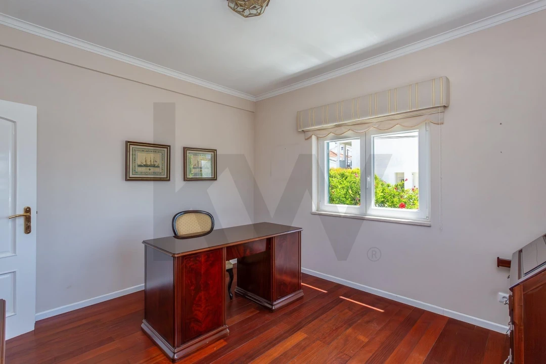 Moradia T5 para Venda em Laranjeiro e Feijó Foto 18