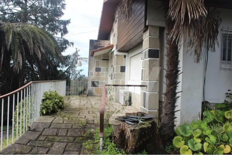 Moradia T7 para Venda em O. Azeméis, Riba-Ul, Ul, Macinhata Seixa, Madail Foto 22