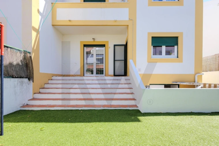 Moradia T4 para Venda em Alcochete Foto 10