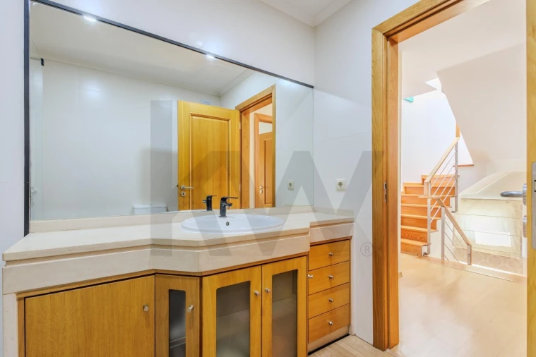 Moradia T4 para Venda em Alcochete Foto 37