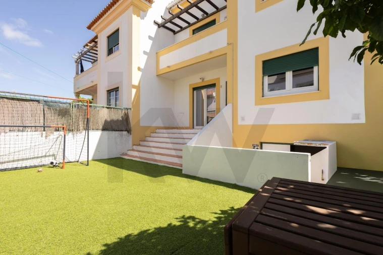 Moradia T4 para Venda em Alcochete Foto 9