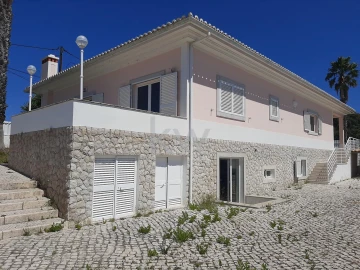 Moradia T3 para Venda em Sesimbra (Castelo)