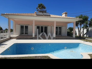 Moradia T3 para Venda em Sesimbra (Castelo)