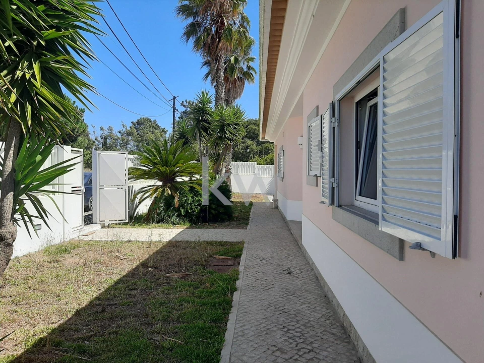 Moradia T3 para Venda em Sesimbra (Castelo) Foto 5