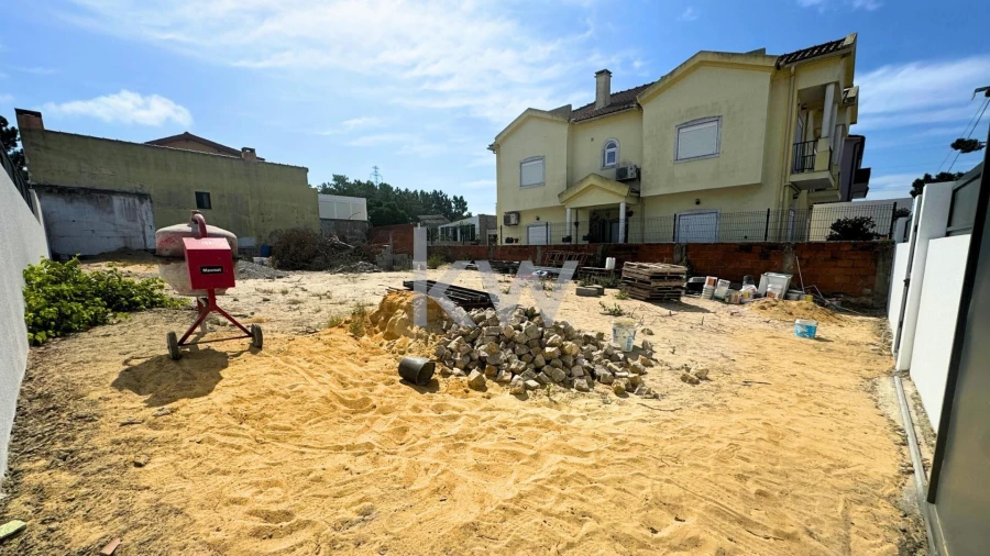Terreno para Venda em Fernao Ferro Foto 3