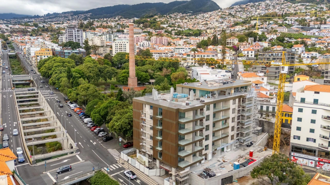 Apartamento T2 para Venda em Funchal (Santa Luzia) Foto 2