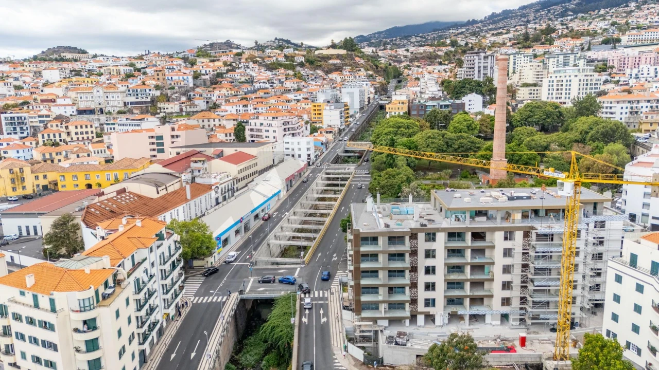 Apartamento T2 para Venda em Funchal (Santa Luzia) Foto 5
