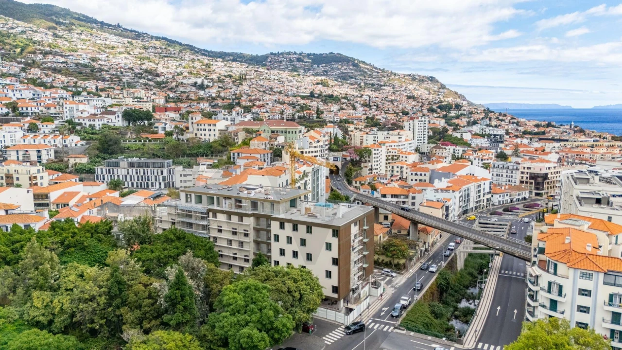Apartamento T2 para Venda em Funchal (Santa Luzia) Foto 4