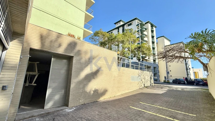 Loja para Venda em Funchal (São Pedro) Foto 16