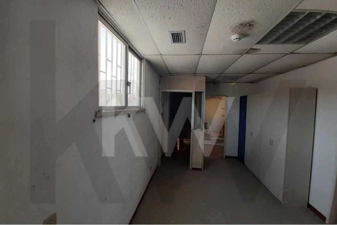 Armazém para Venda em Santa Iria de Azoia, São João da Talha e Bobadela Foto 22