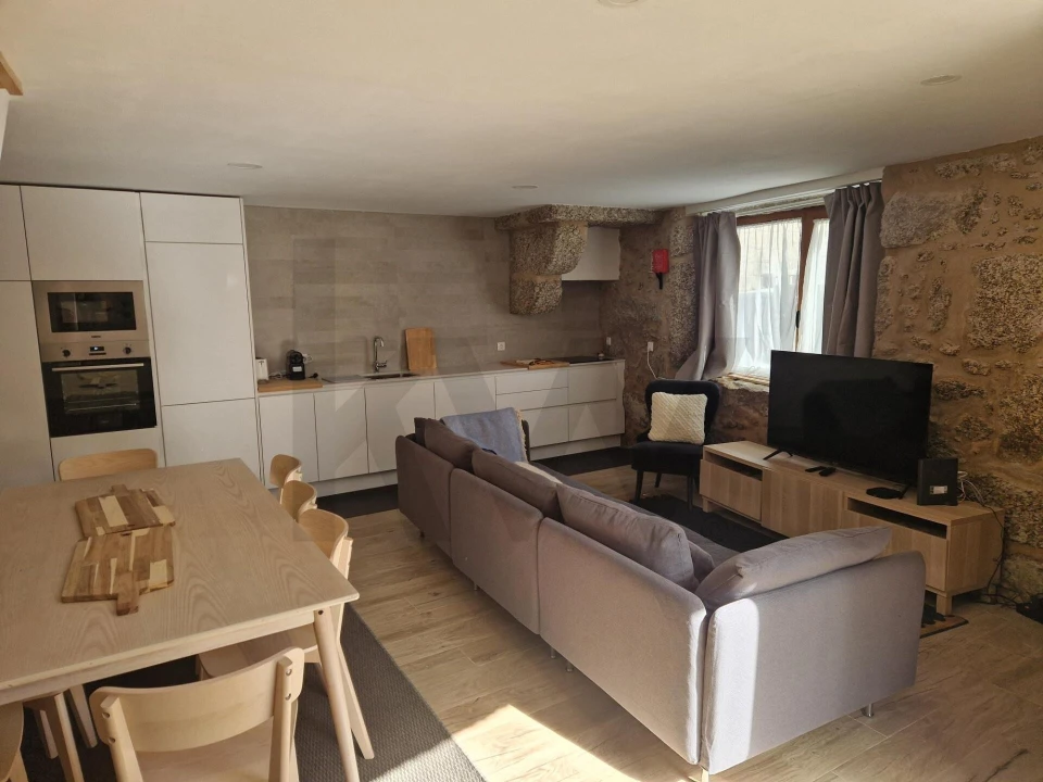 Moradia T4 para Venda em Sabugueiro Foto 1