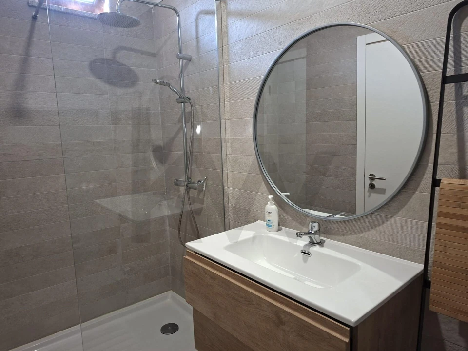 Moradia T4 para Venda em Sabugueiro Foto 15