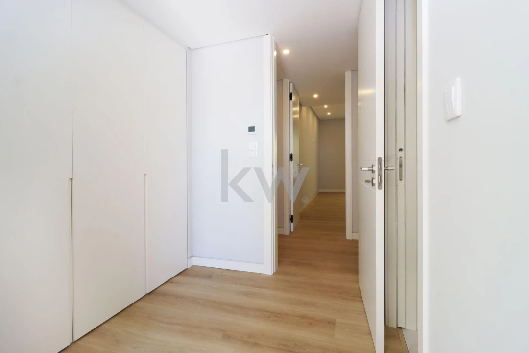 Apartamento T3 para Venda em Carcavelos e Parede Foto 60