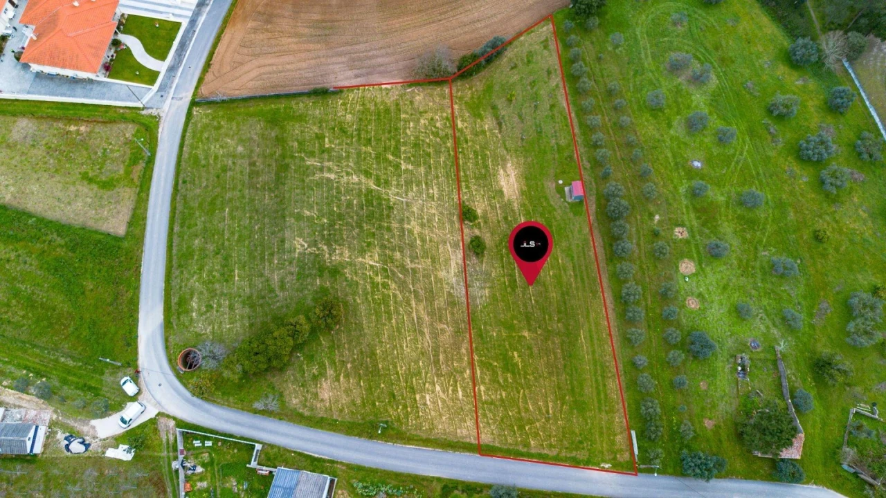 Terreno para Venda em Louriçal Foto 2