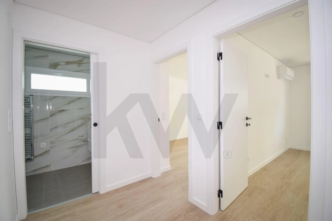 Apartamento T3 para Arrendamento em Ramada e Caneças Foto 6