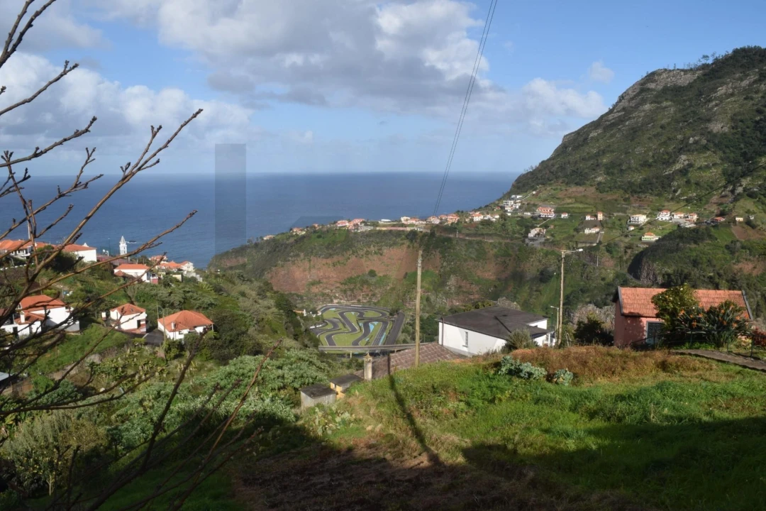 Terreno para Venda em São Roque do Faial Foto 22