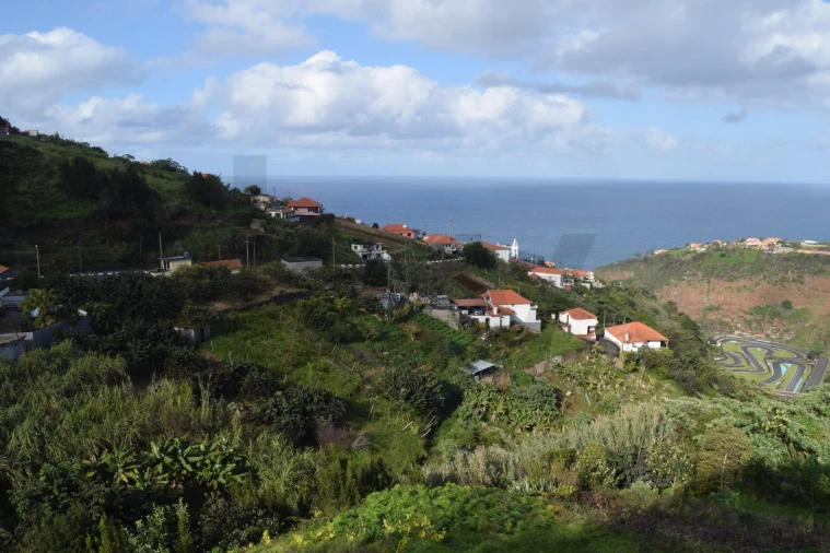 Terreno para Venda em São Roque do Faial Foto 18