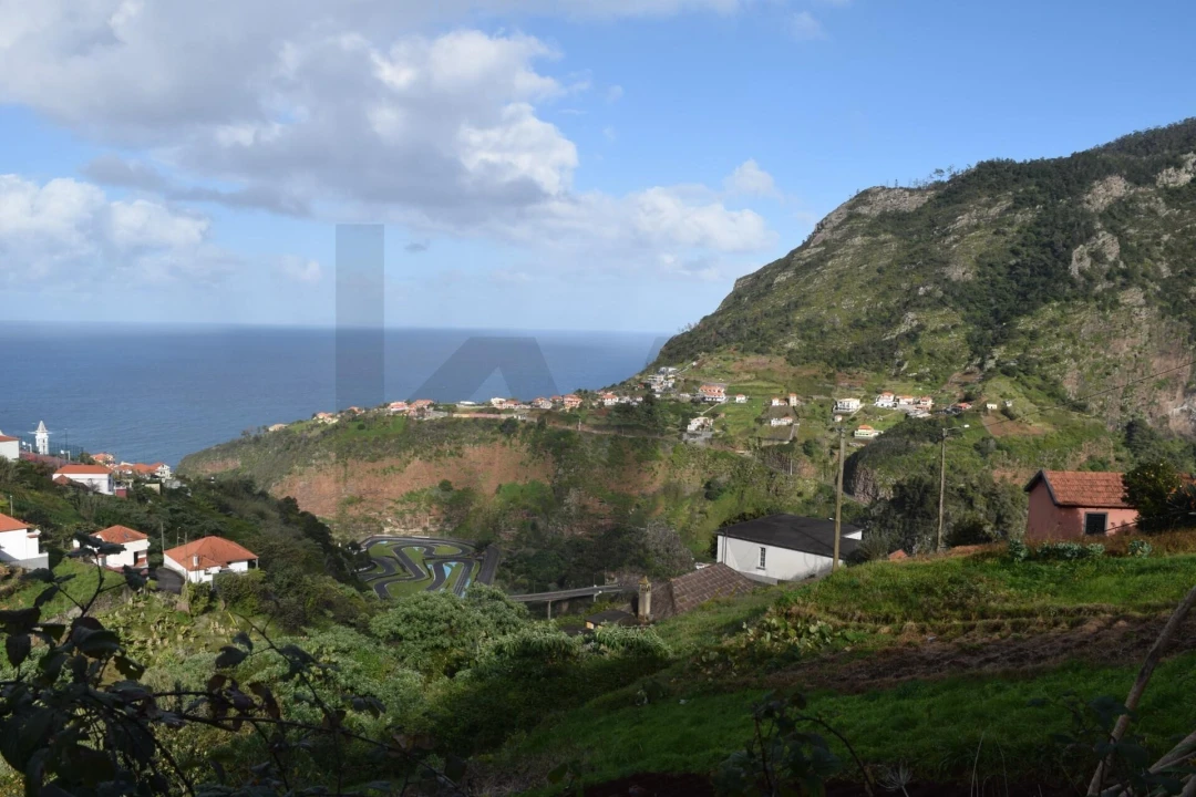 Terreno para Venda em São Roque do Faial Foto 9