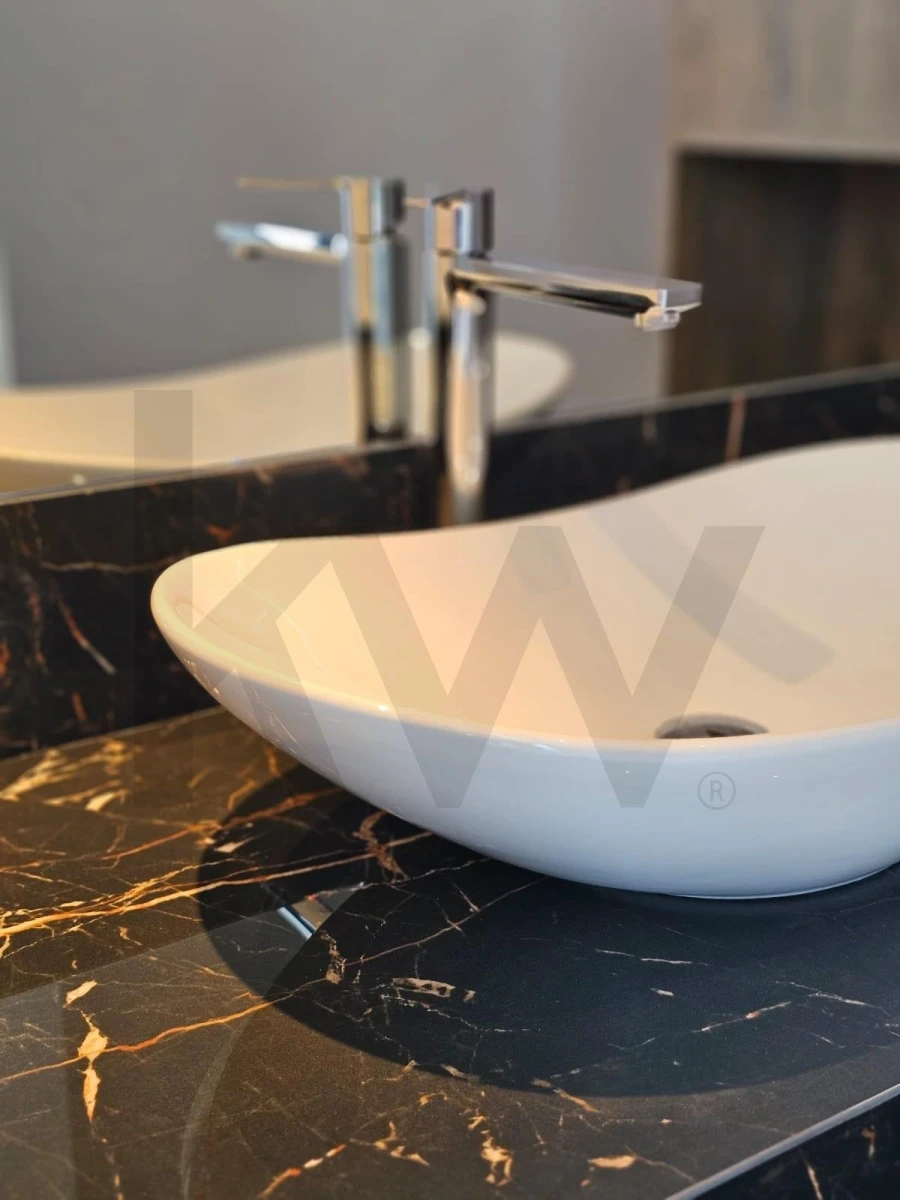 Moradia T4 para Venda em Canhas Foto 23