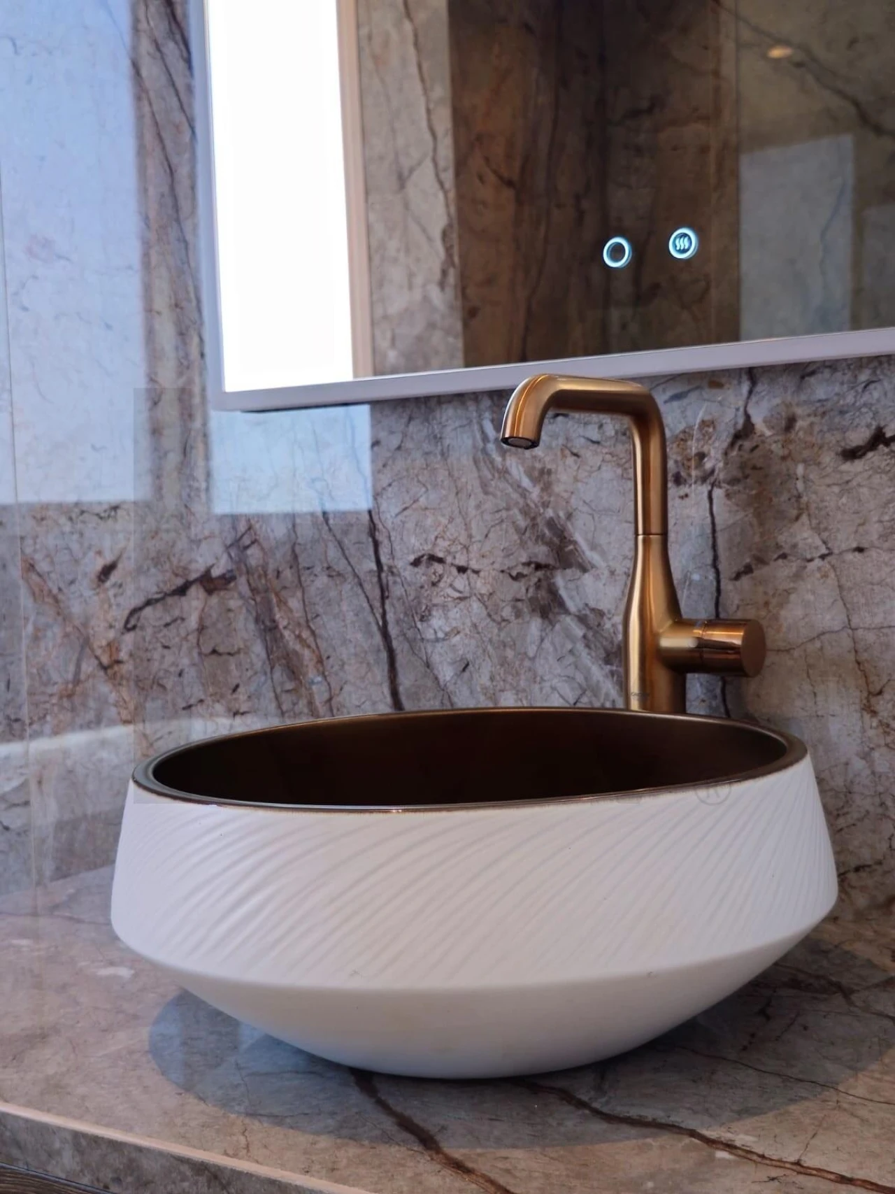 Moradia T4 para Venda em Canhas Foto 26