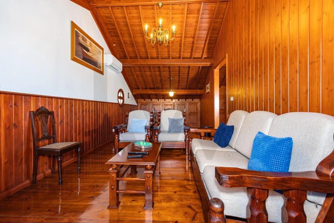 Moradia T4 para Venda em Mosteiros Foto 24