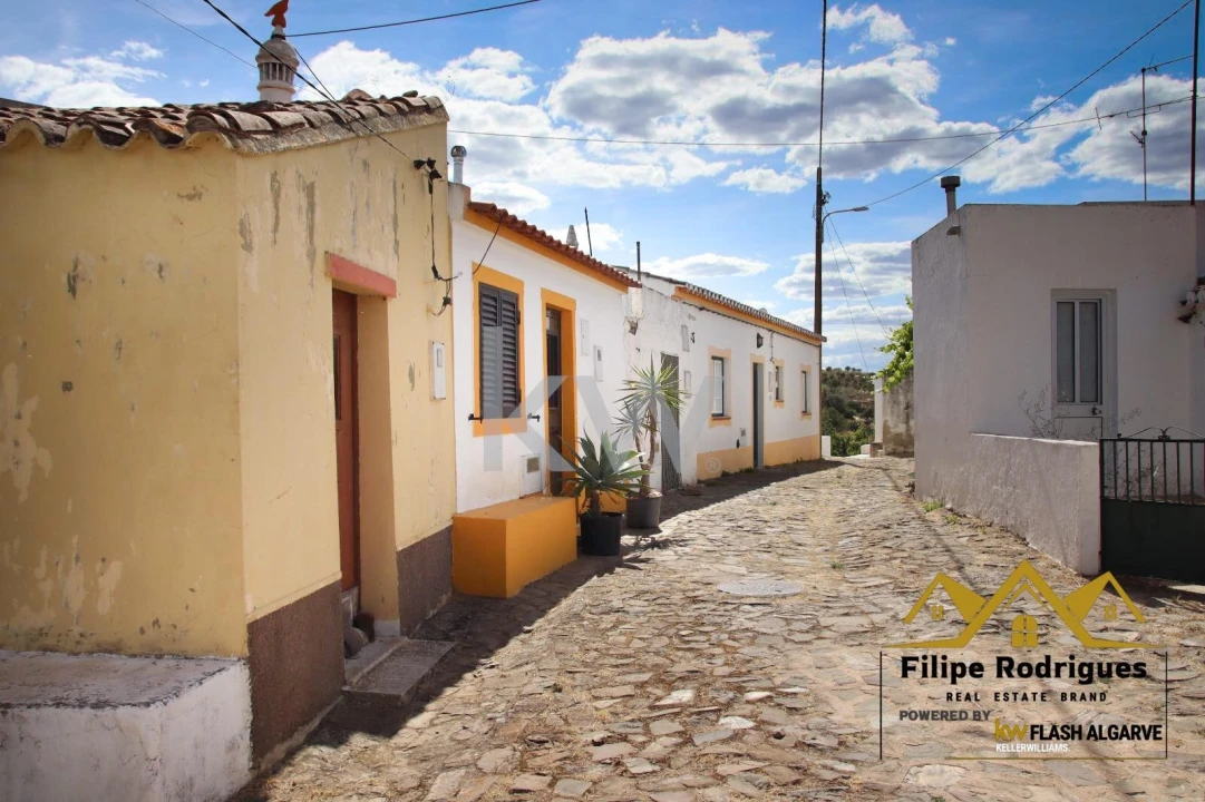 Moradia T4 para Venda em Odeleite Foto 16