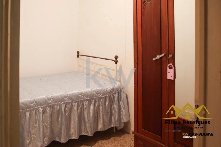 Moradia T4 para Venda em Odeleite Foto 11