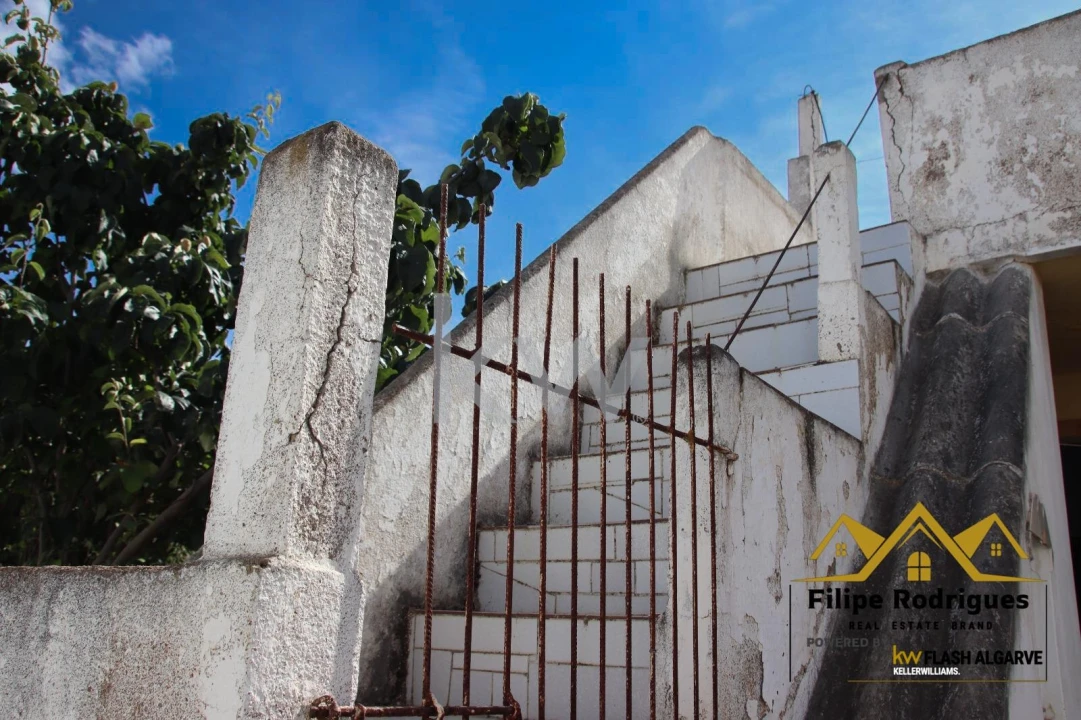 Moradia T4 para Venda em Odeleite Foto 6