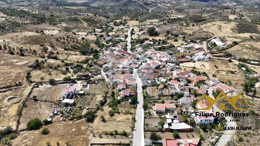 Moradia T4 para Venda em Odeleite