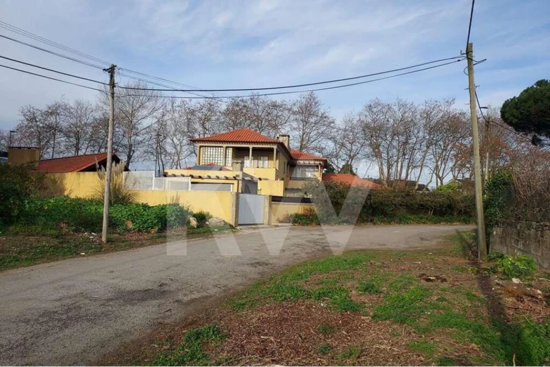 Terreno para Venda em Gulpilhares e Valadares Foto 12