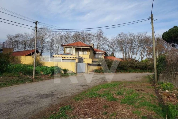 Terreno para Venda em Gulpilhares e Valadares Foto 12