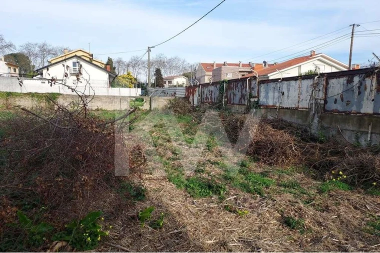 Terreno para Venda em Gulpilhares e Valadares Foto 9