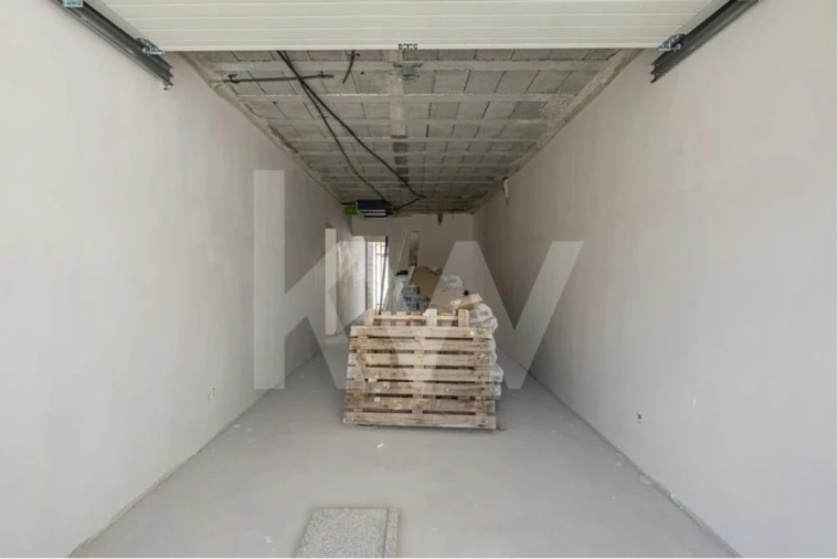 Moradia T4 para Venda em São Felix da Marinha Foto 13